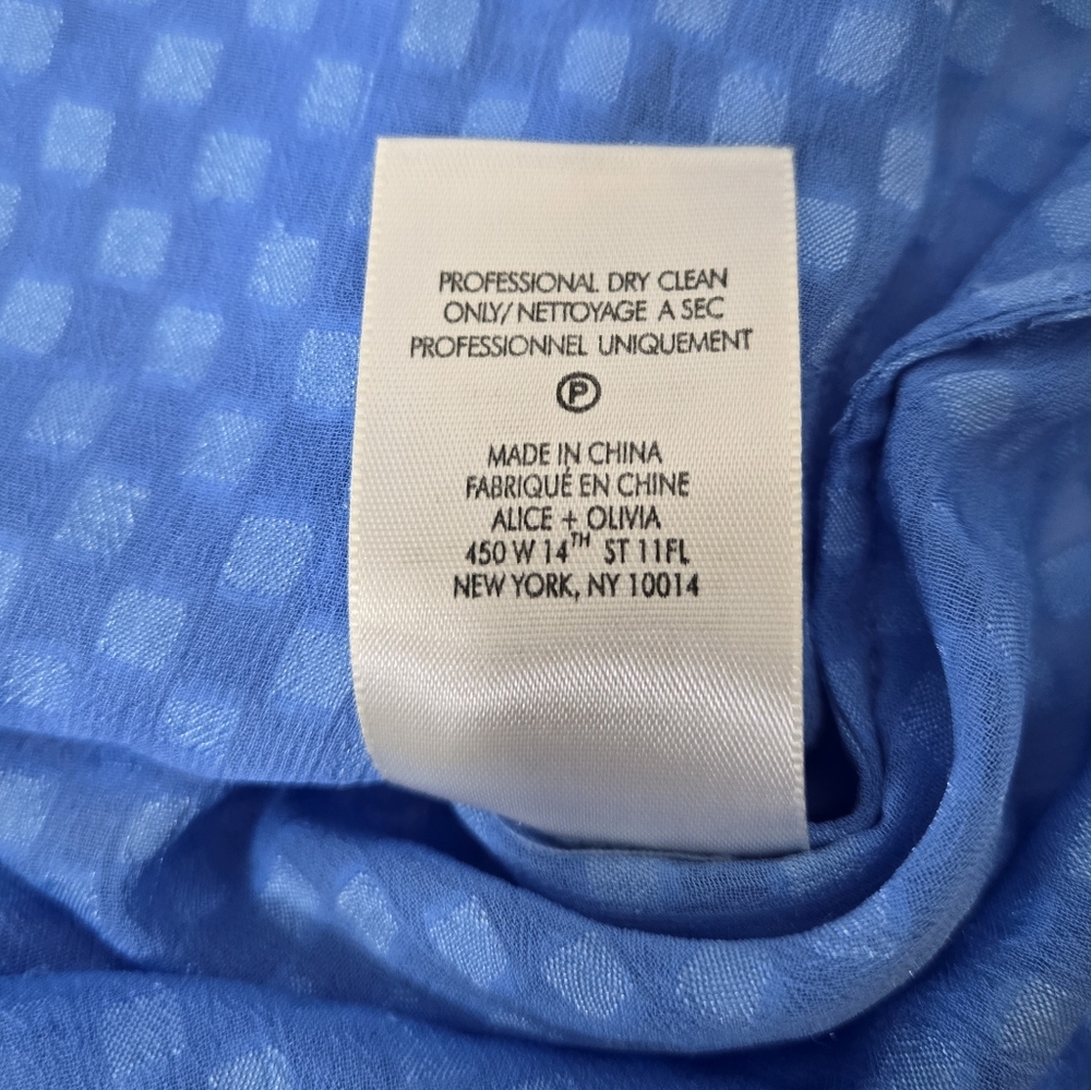 Alice + Olivia  Blue Textured Blouse Ruffle Detail Top - Picture 9 of 13